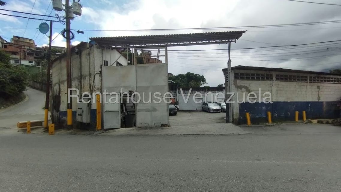 Comercial (Galpon - Deposito) en Venta en Mariche, Distrito Metropolitano