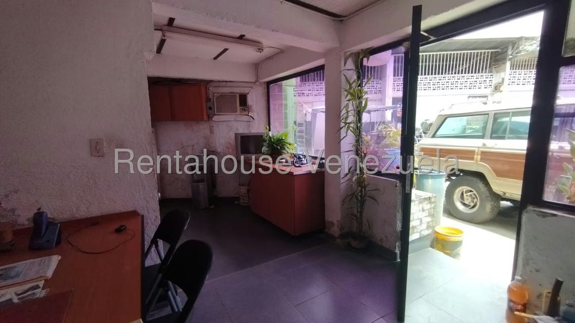 Comercial (Galpon - Deposito) en Venta en Mariche, Distrito Metropolitano - 26