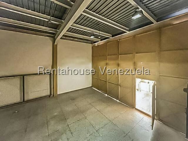 Comercial (Galpon - Deposito) en Venta en Caja de Agua, Falcon - 4