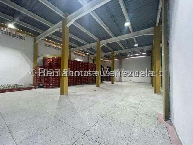 Comercial (Galpon - Deposito) en Venta en Caja de Agua, Falcon - 9