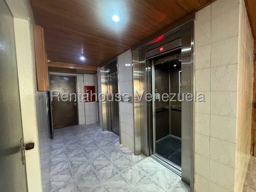 Apartamento (1 Nivel) en Venta en El Paraiso, Distrito Metropolitano - 16