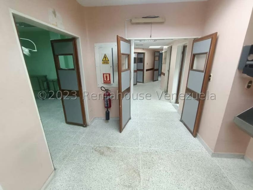 Comercial (Local Comercial) en Venta en La Viña, Carabobo - 17