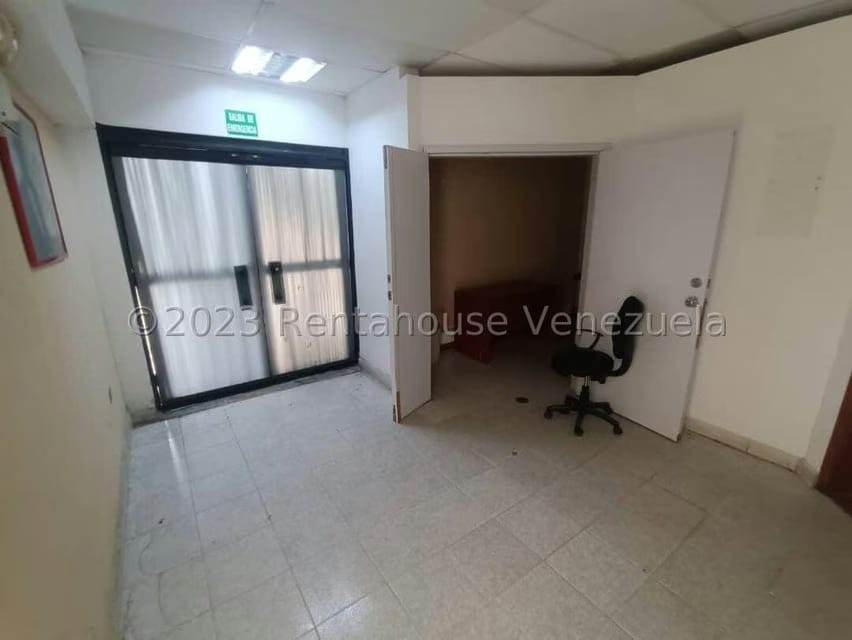 Comercial (Local Comercial) en Venta en La Viña, Carabobo - 6