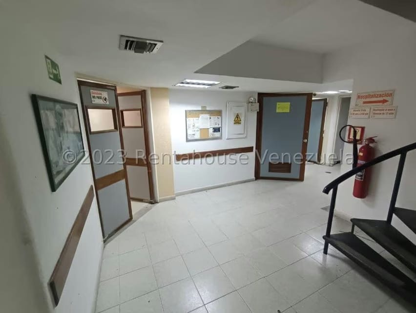 Comercial (Local Comercial) en Venta en La Viña, Carabobo - 9
