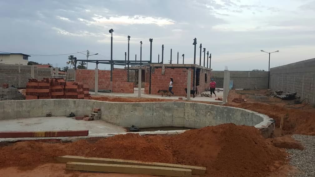 CASA DE ALTO PERFIL EN CONSTRUCION OPORTUNIDAD DE - 6