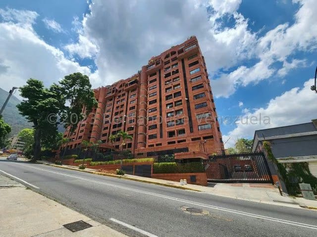 APARTAMENTO EN VENTA – ELENA MARIN NOBREGA