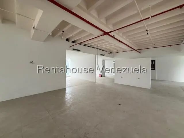 Comercial (Oficina) en Alquiler en Santa Paula, Distrito Metropolitano - 4