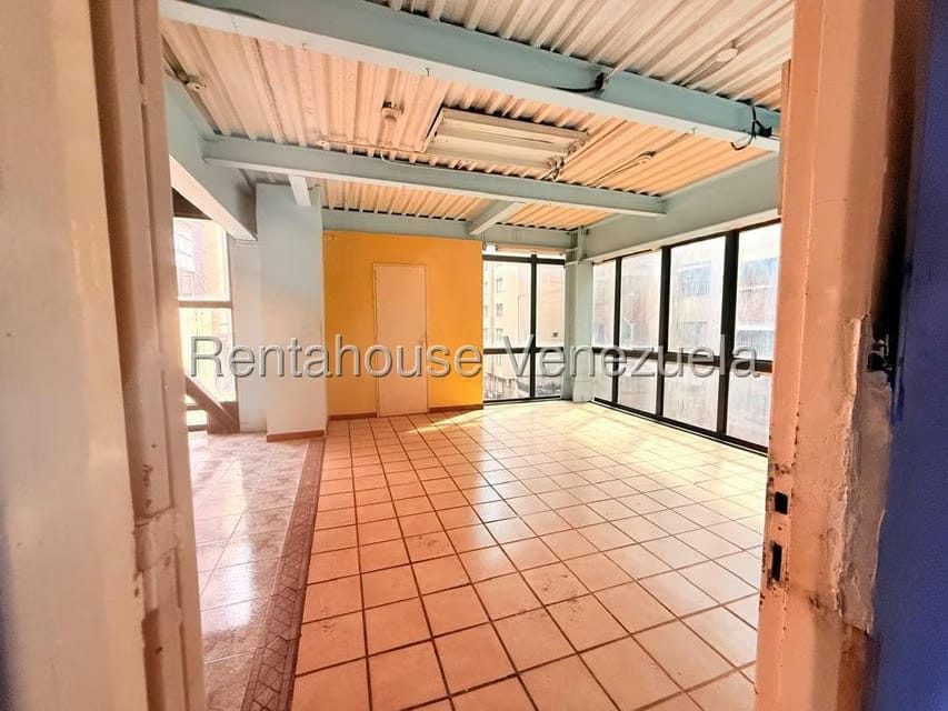 Comercial (Edificio) en Venta en Parroquia La Candelaria, Distrito Metropolitano - 27