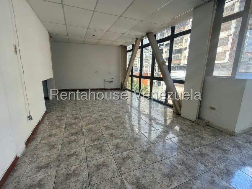 Comercial (Edificio) en Venta en Parroquia La Candelaria, Distrito Metropolitano - 43