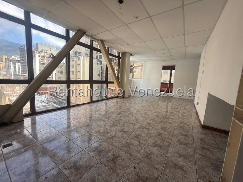 Comercial (Edificio) en Venta en Parroquia La Candelaria, Distrito Metropolitano - 46