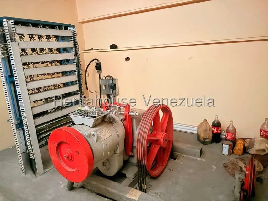 Comercial (Edificio) en Venta en Parroquia La Candelaria, Distrito Metropolitano - 50
