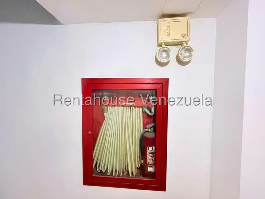 Comercial (Edificio) en Venta en Parroquia La Candelaria, Distrito Metropolitano - 51