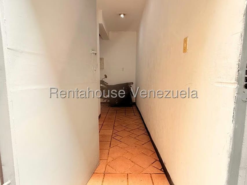 Comercial (Edificio) en Venta en Parroquia La Candelaria, Distrito Metropolitano - 9