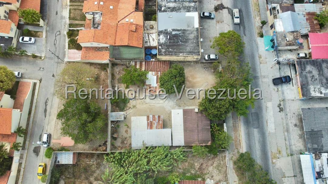Terreno (Comercial) en Venta en Centro, Lara
