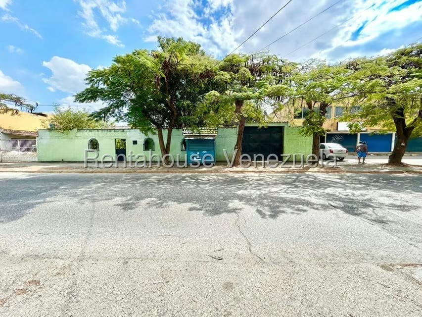 Terreno (Comercial) en Venta en Centro, Lara - 14