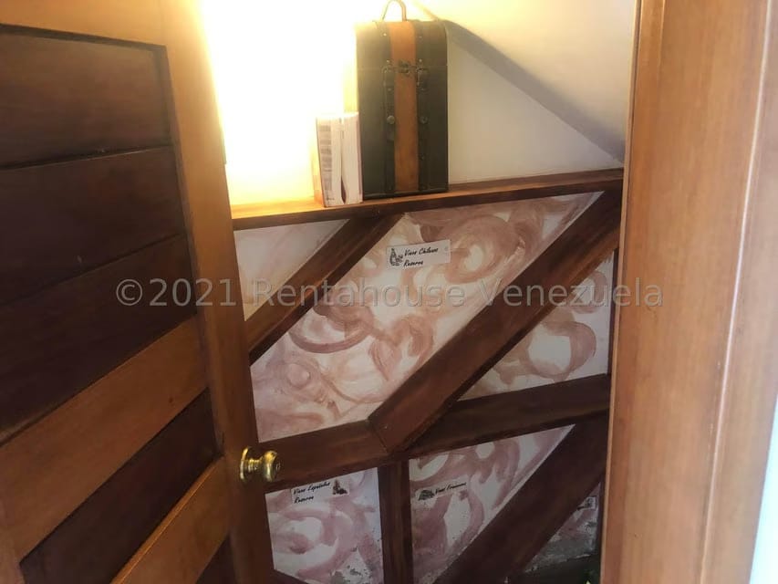 Casa (Multipes Niveles) en Venta en El Hatillo, Distrito Metropolitano - 17