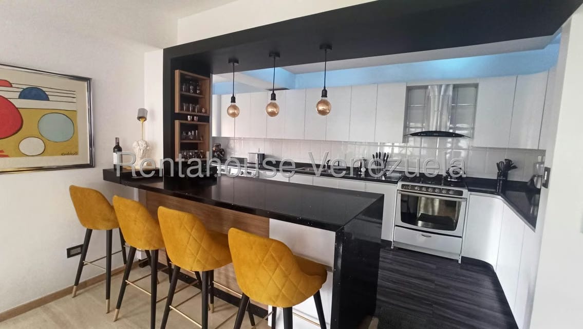 Apartamento (1 Nivel) en Alquiler en Campo Alegre, Distrito Metropolitano - 8