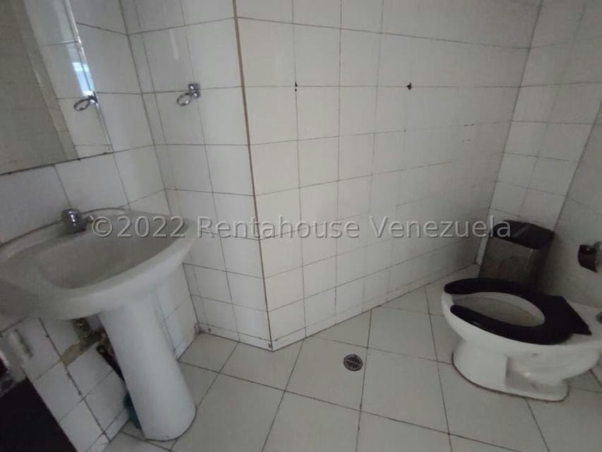 Comercial (Oficina) en Alquiler en Sabana Grande, Distrito Metropolitano - 11