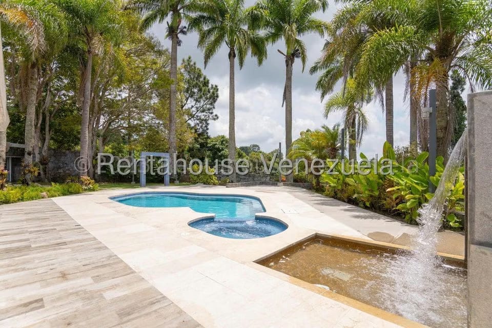 Casa (1 Nivel) en Venta en La Lagunita Country Club, Distrito Metropolitano - 30