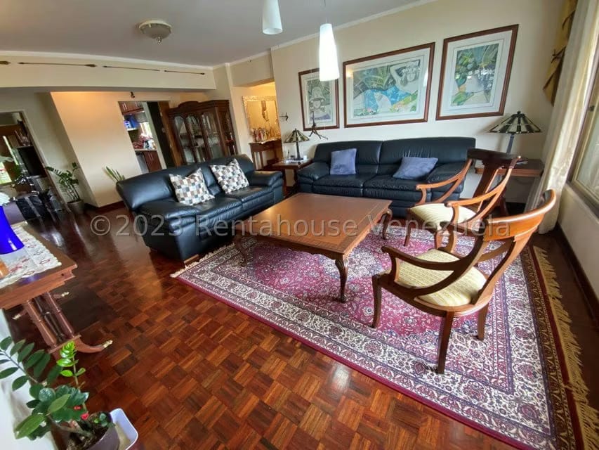 Apartamento (1 Nivel) en Venta en Los Naranjos del Cafetal, Distrito Metropolitano - 3