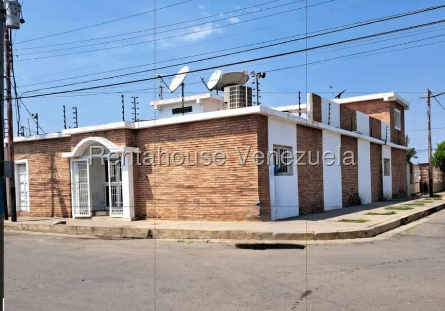 Comercial (Local Comercial) en Venta en Monsenor Iturriza, Falcon - 2