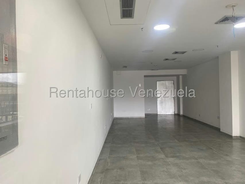 Comercial (Local Comercial) en Alquiler en La Granja, Carabobo - 17