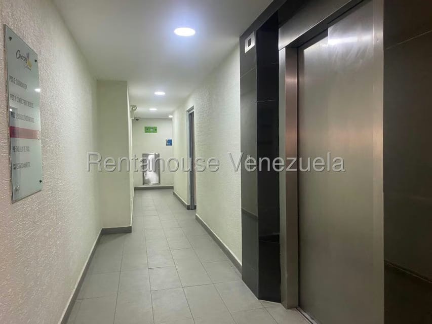Comercial (Local Comercial) en Alquiler en La Granja, Carabobo - 6