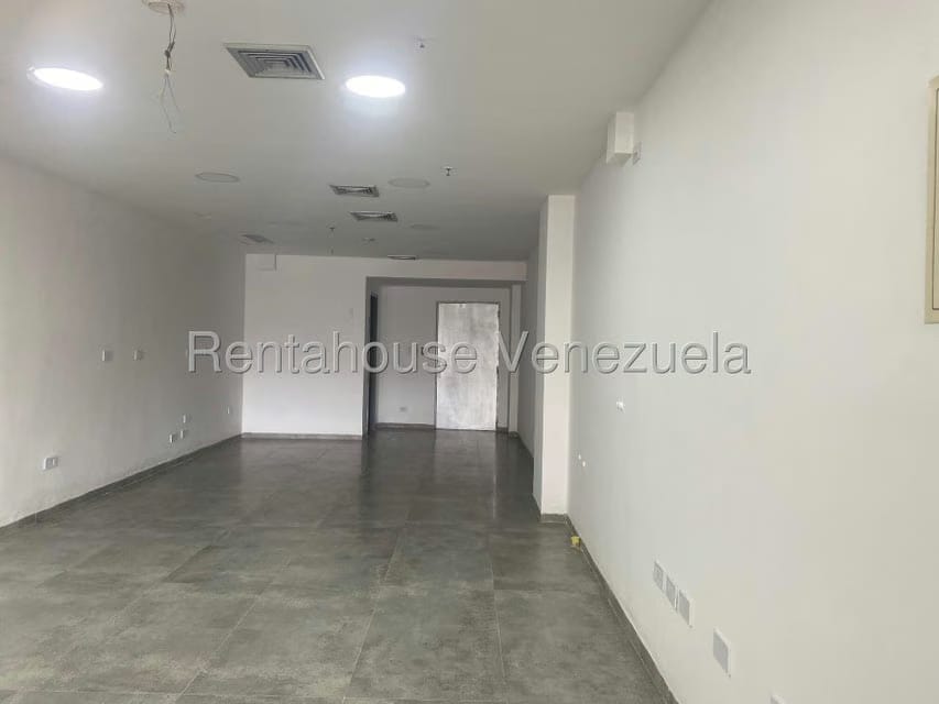 Comercial (Local Comercial) en Alquiler en La Granja, Carabobo - 8