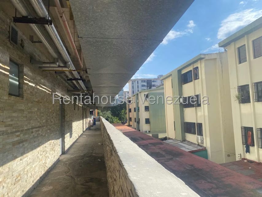 Comercial (Local Comercial) en Alquiler en La Granja, Carabobo - 9