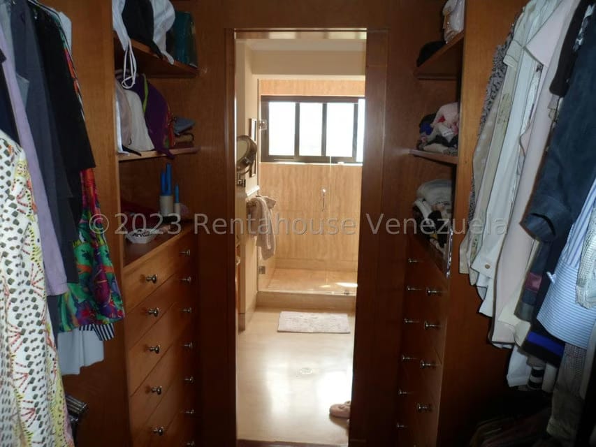Townhouse (Multiples Niveles) en Venta en Caurimare, Distrito Metropolitano - 30
