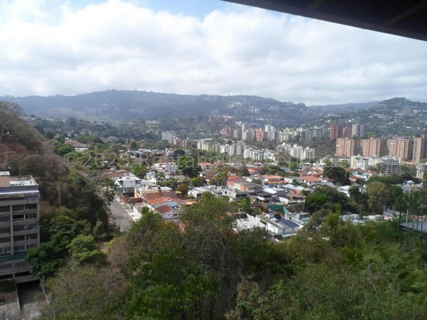 Townhouse (Multiples Niveles) en Venta en Caurimare, Distrito Metropolitano - 4