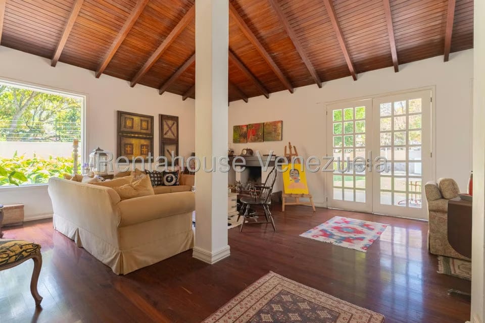 Casa (Duplex) en Venta en Los Geranios, Distrito Metropolitano - 14