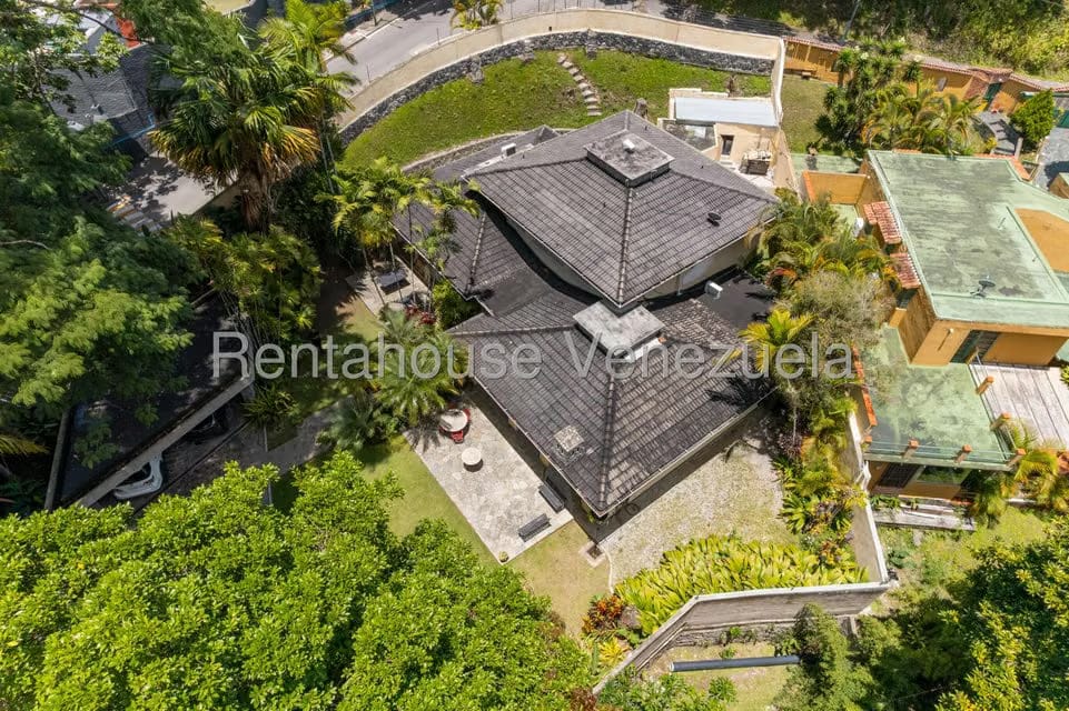 Casa (Duplex) en Venta en Los Geranios, Distrito Metropolitano - 6