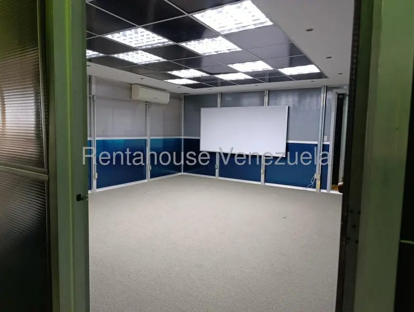 Comercial (Oficina) en Alquiler en Terrazas del Avila, Distrito Metropolitano - 2