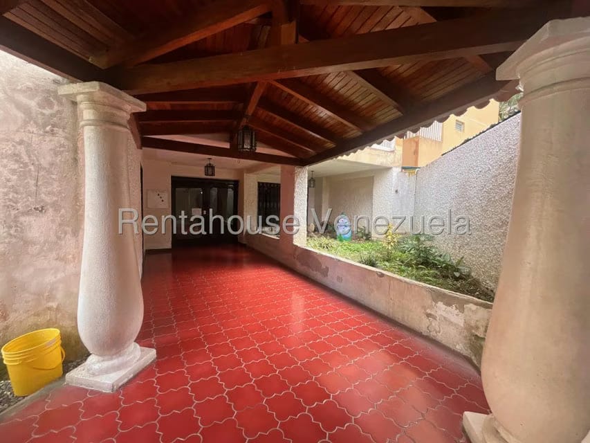 Apartamento (1 Nivel) en Alquiler en La Boyera, Distrito Metropolitano - 21