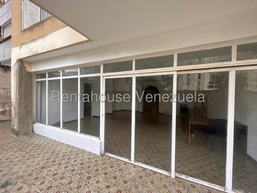 Apartamento (1 Nivel) en Alquiler en La Boyera, Distrito Metropolitano - 26