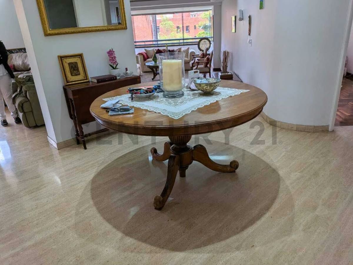 Exclusivo apartamento en Venta en Colinas de Valle Arriba - 3
