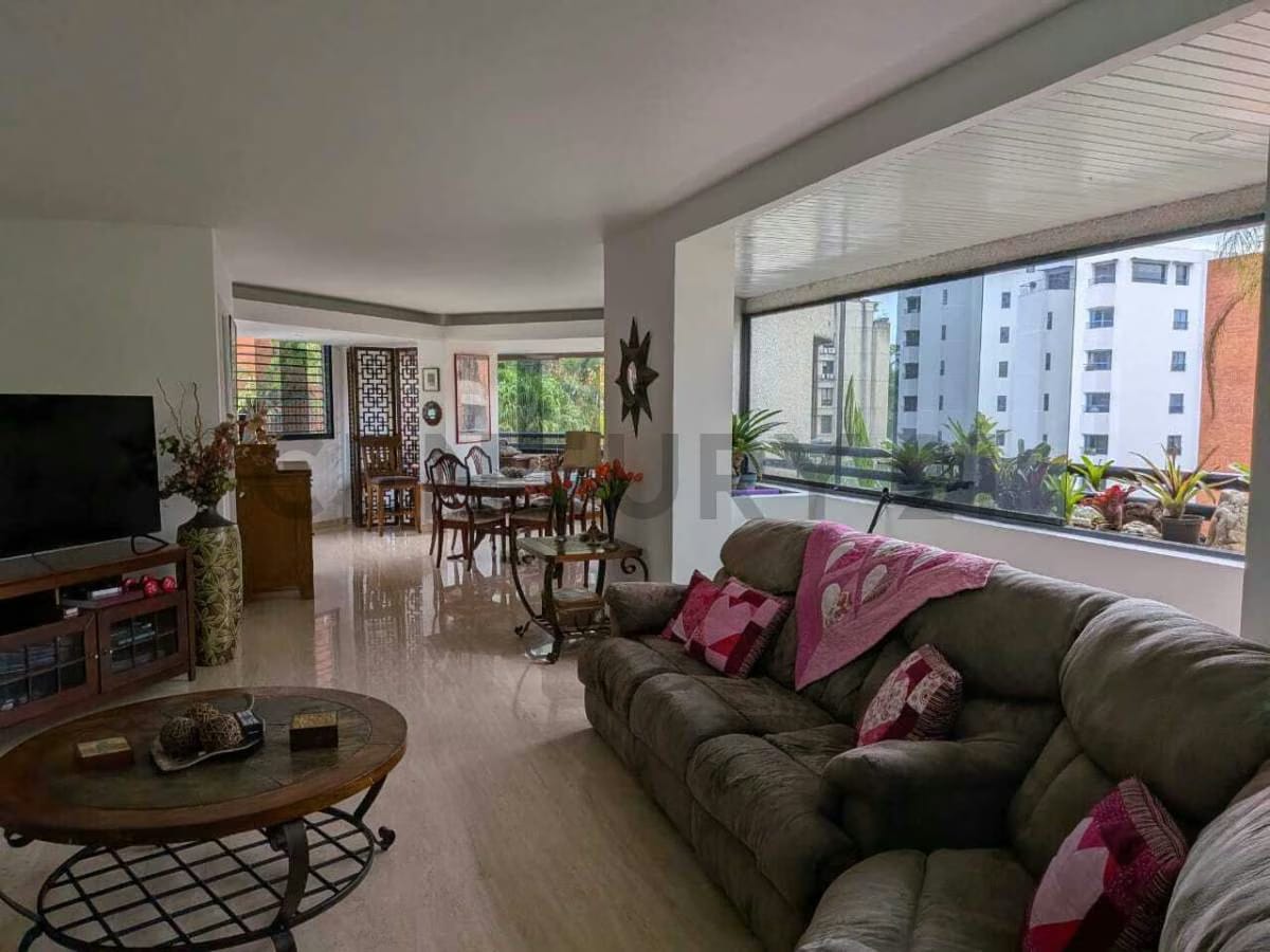Exclusivo apartamento en Venta en Colinas de Valle Arriba - 4