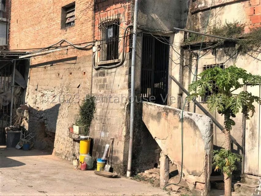 Comercial (Galpon - Deposito) en Venta en Municipio Guaicaipuro, Miranda - 31