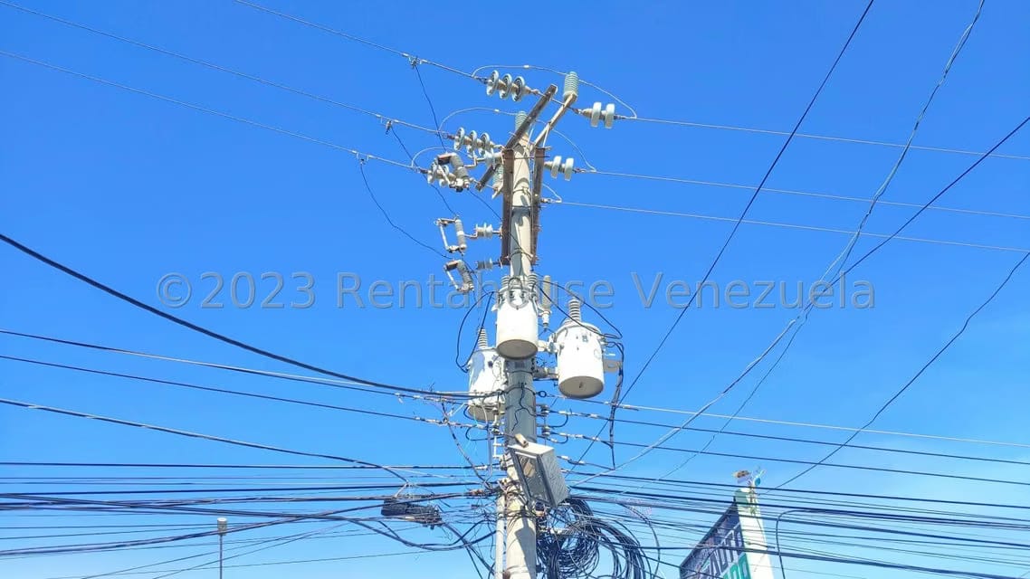 Comercial (Galpon - Deposito) en Venta en Circunvalacion Dos, Zulia - 18