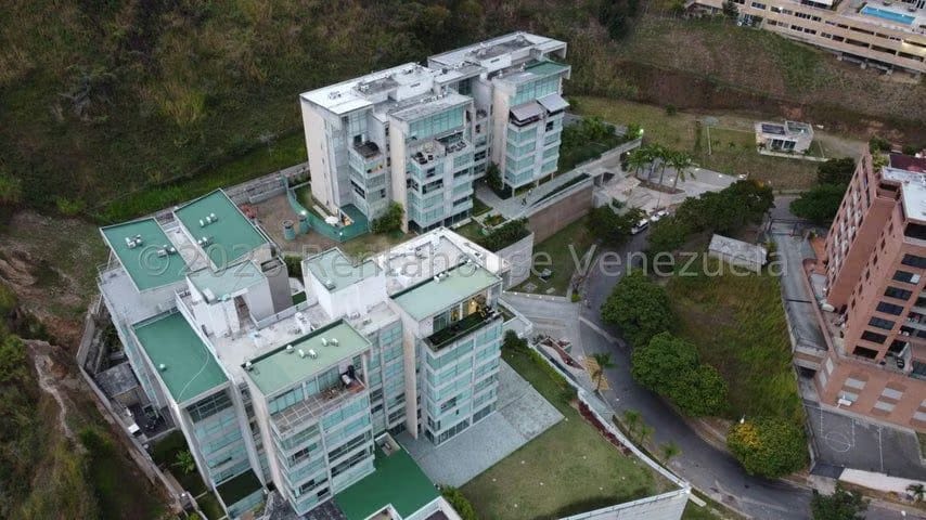 APARTAMENTO EN VENTA – YENNIEF ROJAS