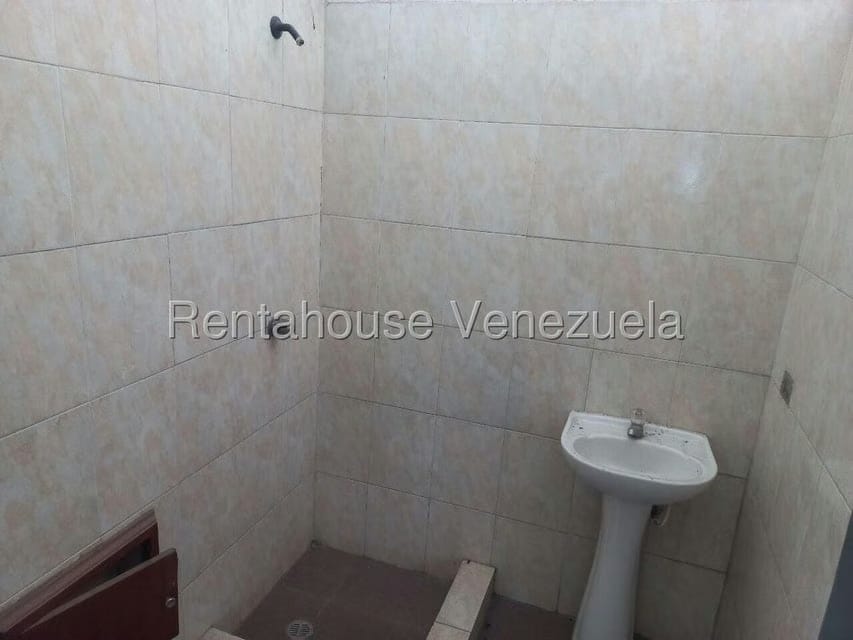 Comercial (Galpon - Deposito) en Alquiler en Palo Verde, Distrito Metropolitano - 13