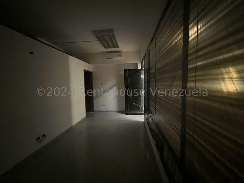 Comercial (Local Comercial) en Venta en La Atlantida, Vargas - 9