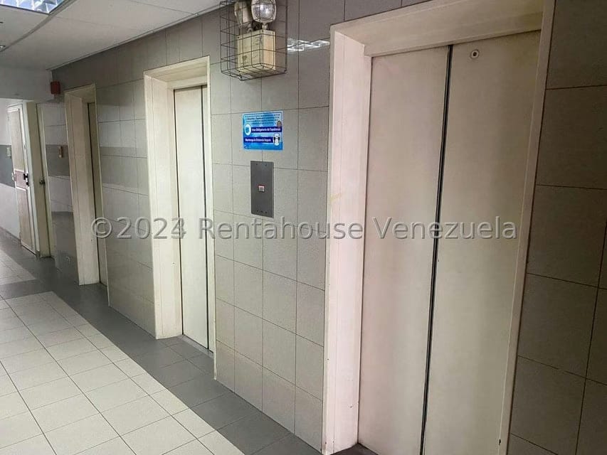 Comercial (Local Comercial) en Alquiler en Chacao, Distrito Metropolitano - 2