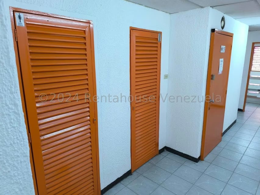 Comercial (Oficina) en Alquiler en Parroquia La Candelaria, Distrito Metropolitano - 12