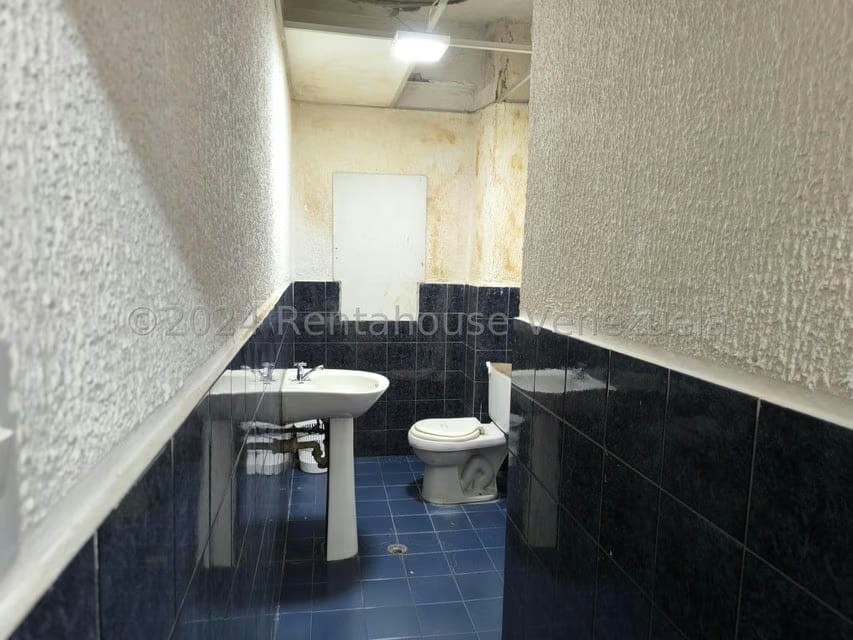 Comercial (Oficina) en Alquiler en Parroquia La Candelaria, Distrito Metropolitano - 15