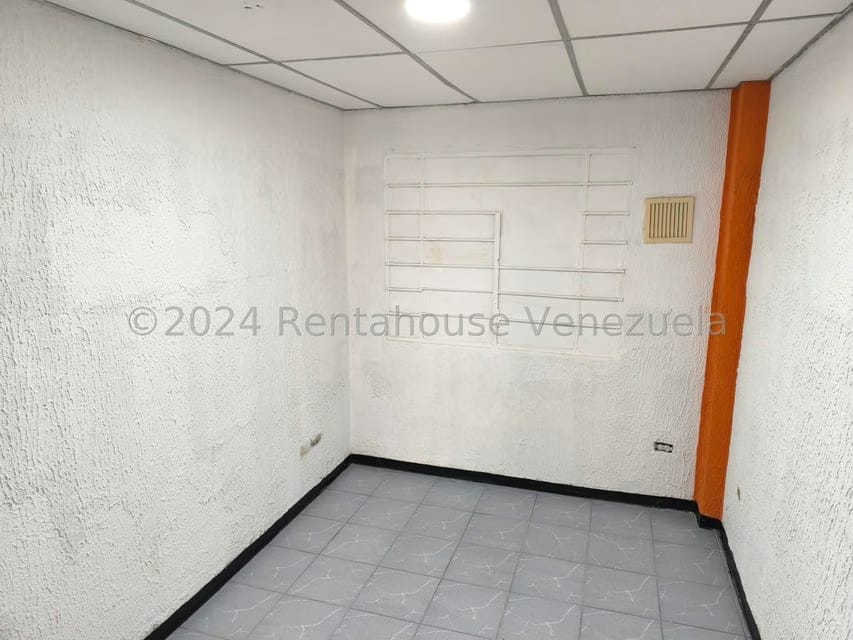 Comercial (Oficina) en Alquiler en Parroquia La Candelaria, Distrito Metropolitano - 9