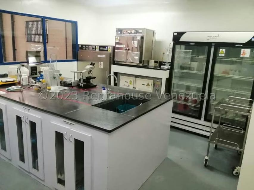 Negocios y Empresas (Comercio) en Venta en Zona Industrial La Chapa, Aragua - 14