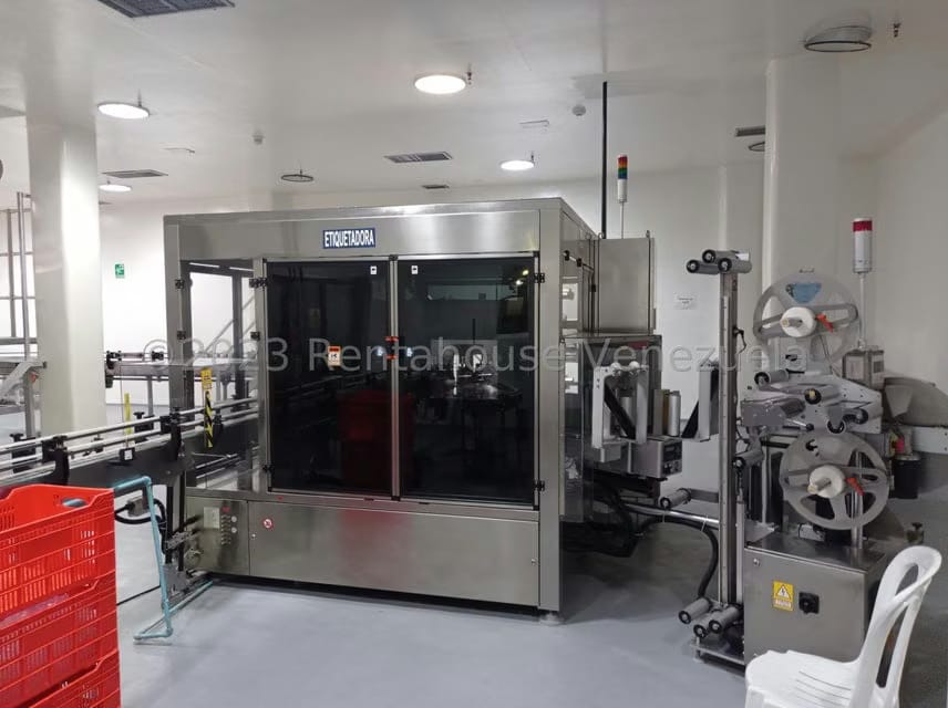 Negocios y Empresas (Comercio) en Venta en Zona Industrial La Chapa, Aragua - 3