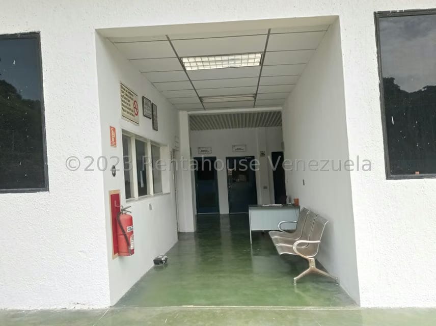 Negocios y Empresas (Comercio) en Venta en Zona Industrial La Chapa, Aragua - 76